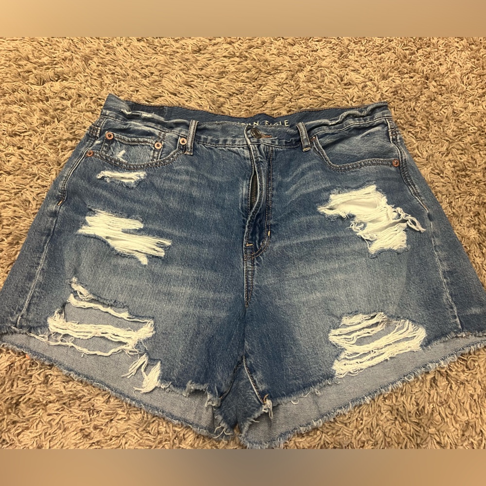 American Eagle distressed shorts